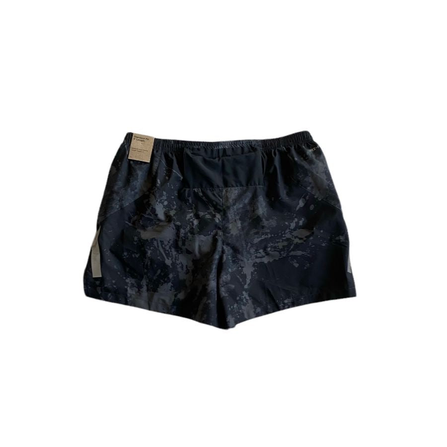 Nike Short Run Division Stride XL