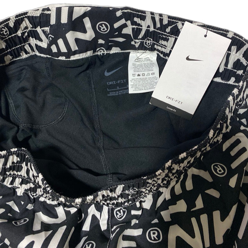 Nike Short One Dri-FIT Mide-Rise 3 L 22% OFF
