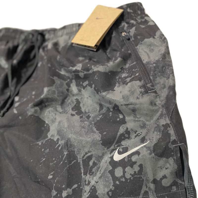 Nike Short Run Division Stride XL 36% OFF